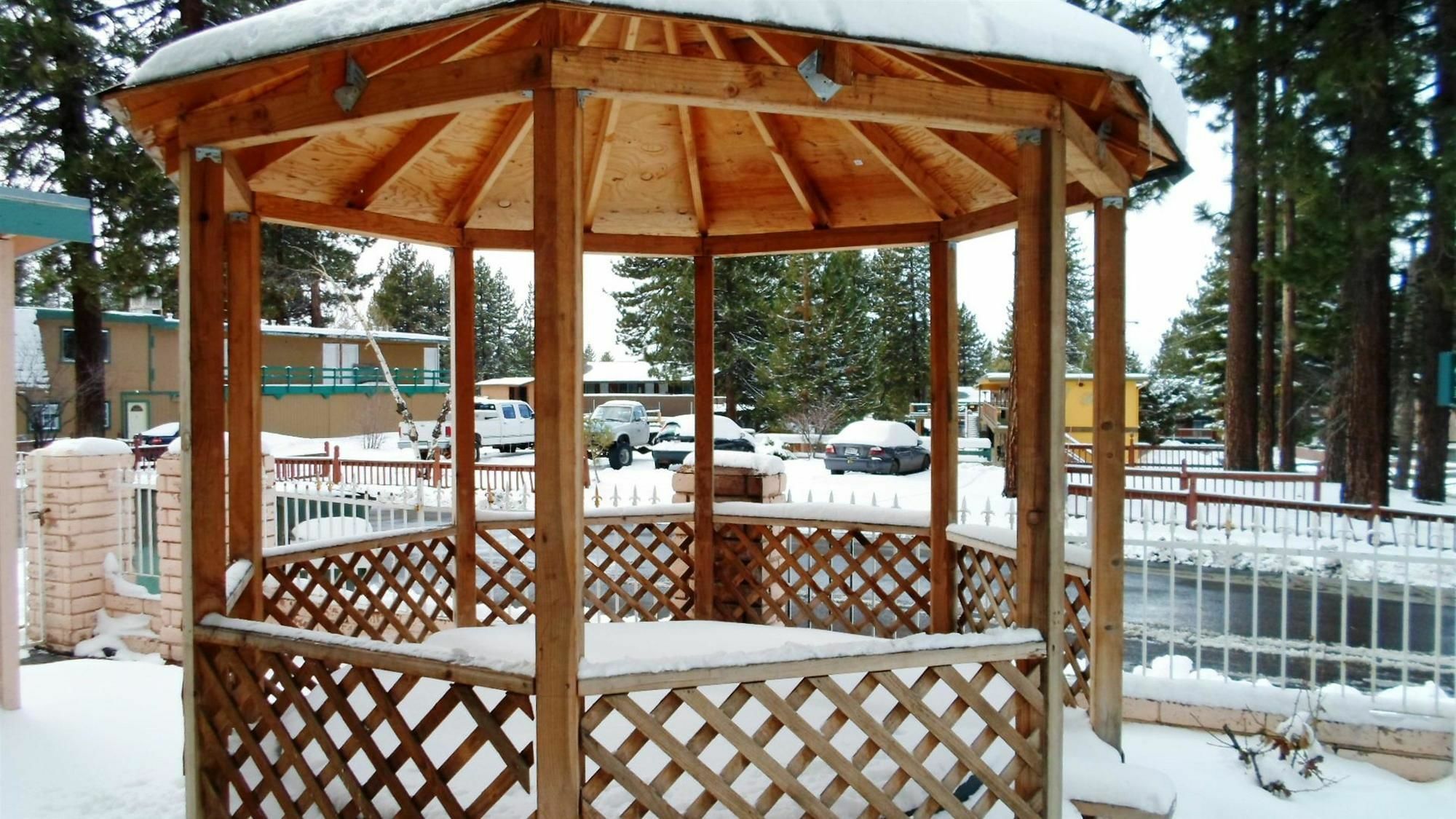 Budget Inn At The Heavenly Gondola South Lake Tahoe Ngoại thất bức ảnh